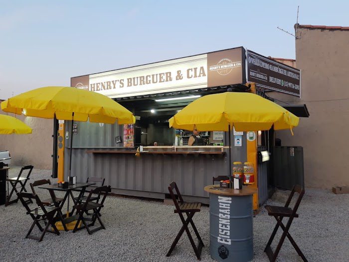 Henry´s Burguer e Cia